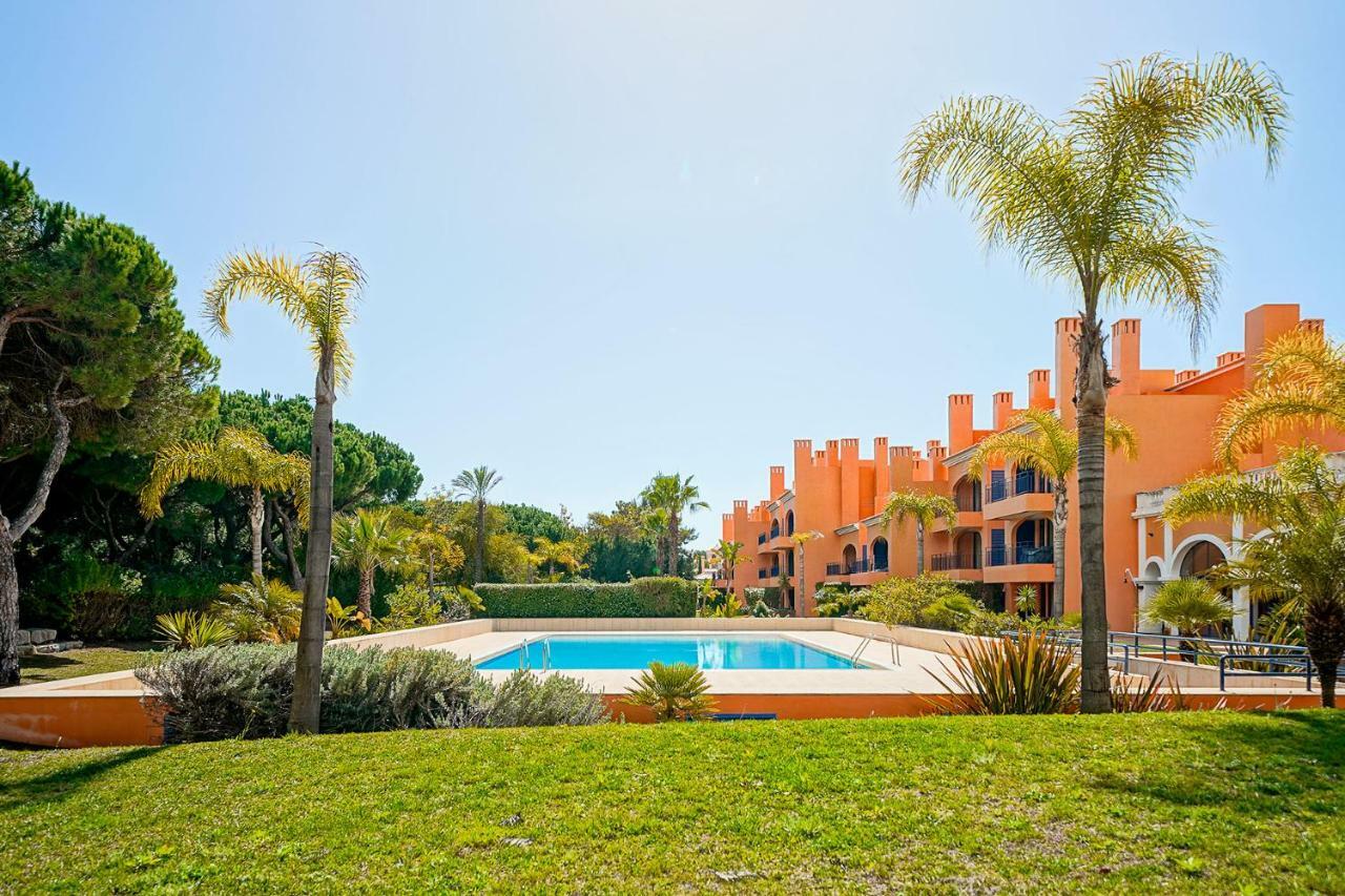 Al - Apartamento Vila Sol F5 Ah กัวเตย์รา ภายนอก รูปภาพ